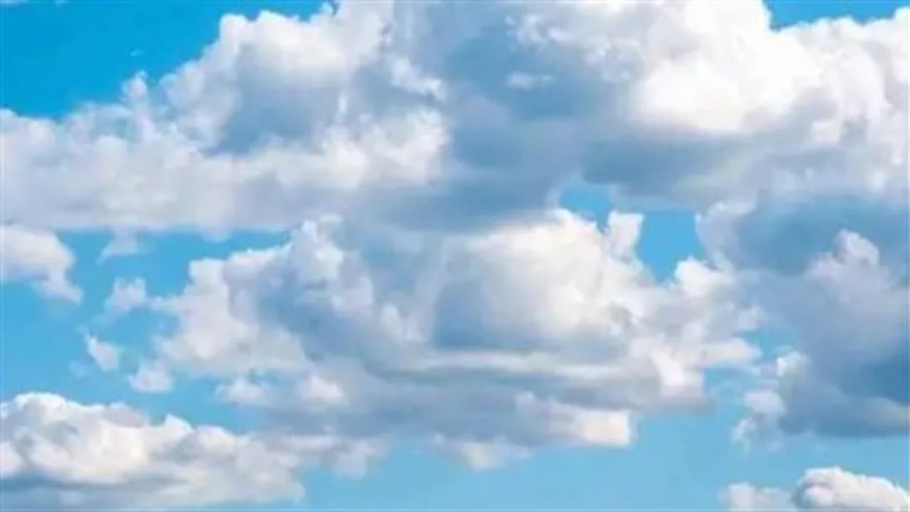 تقلبات مفاجئة.. حالة الطقس المتوقعة بمناطق المملكة والحرارة تلامس 29 درجة